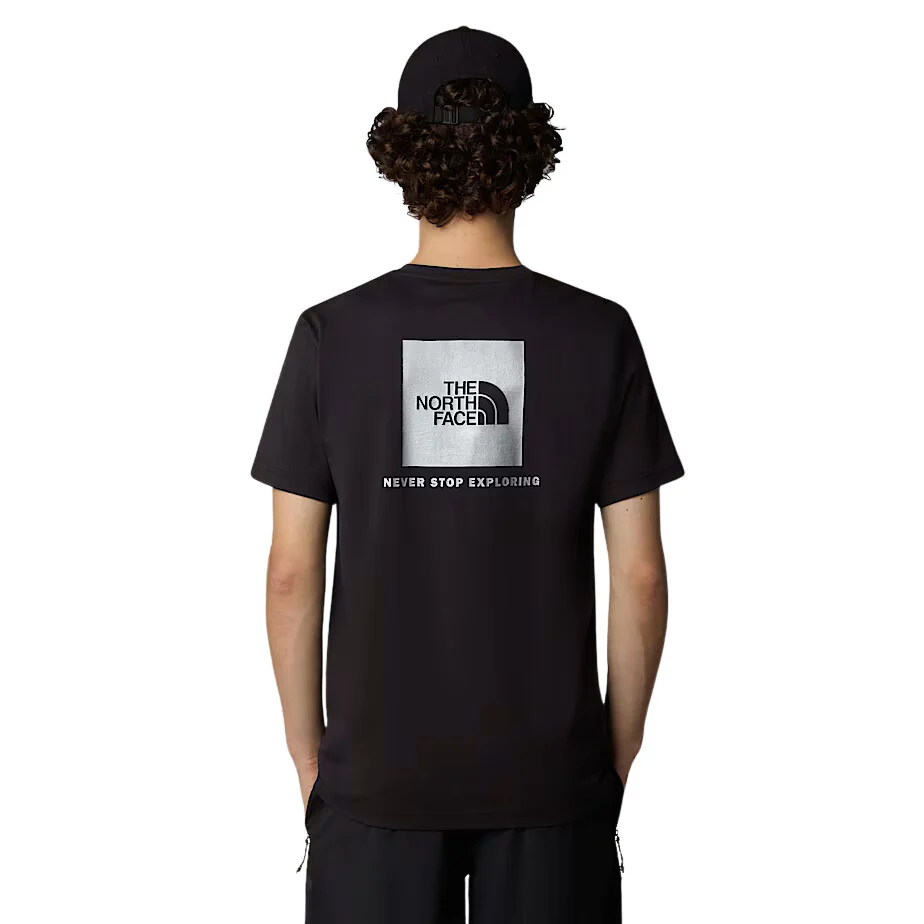 THE NORTH FACE MEN'S SHORT-SLEEVE REFLECTIVE BOX NSE TEE | CAMISETA LOGO REFLECTANTE - Imagen 3